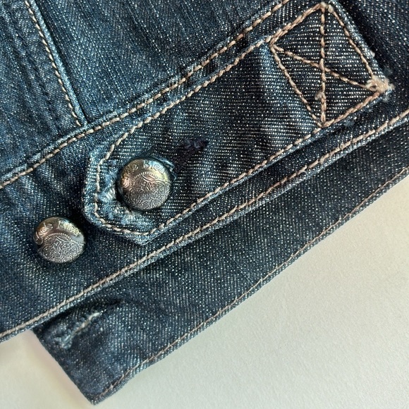 Code Bleu Women’s Med Embroidered Dark Wash Denim Button-Up Jean Jacket - Picture 10 of 14